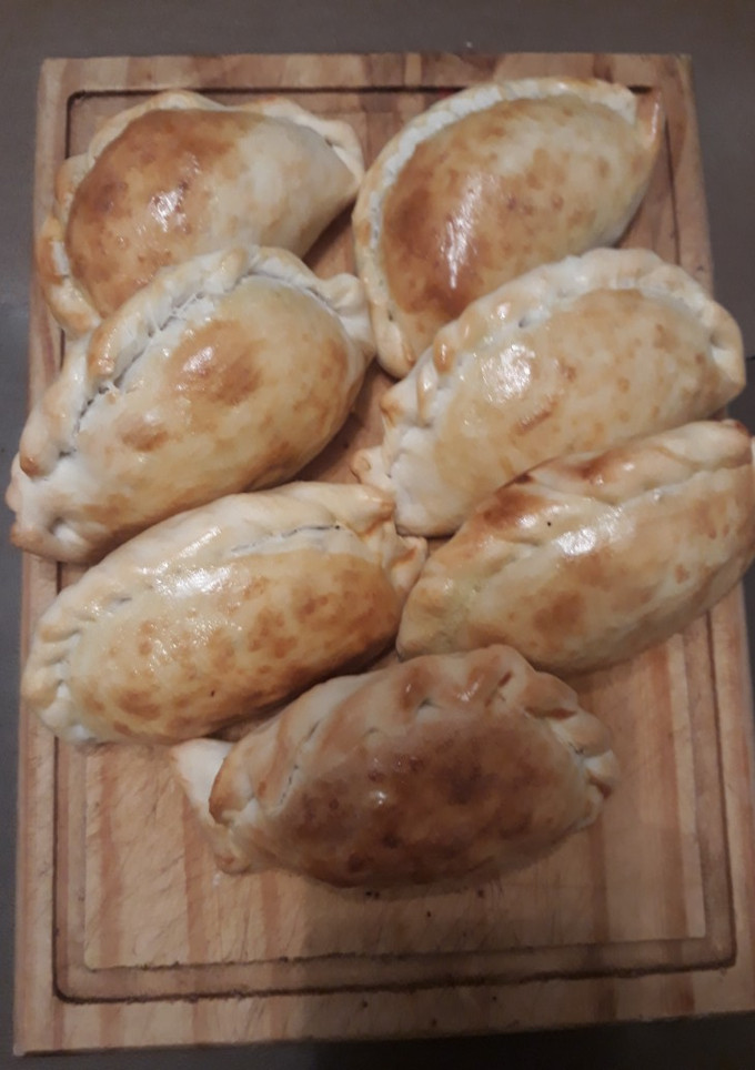 Una foto de Empanadas de matambre cortado a cuchillo