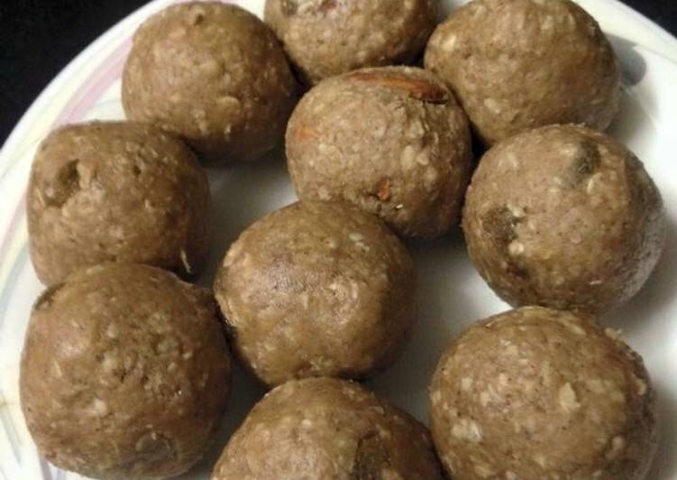 Step-by-Step Guide to Prepare Super Quick Homemade Banana oat breakfast balls with peanut butter