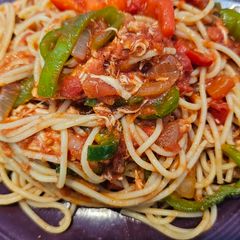 A picture of Easy chicken fajitas spaghetti.