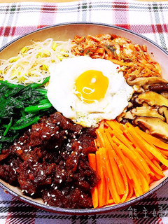 韓式石鍋拌飯 的食譜成品照片