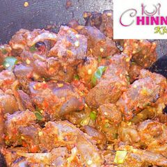 A picture of Asun {spicy goat meat).