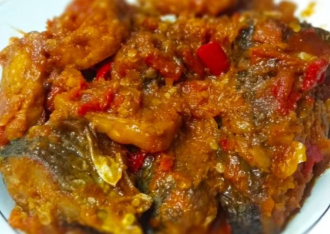 Yuk intip, Resep mudah buat Bandeng, tahu, tempe bumbu bali uenak👍👌  enak