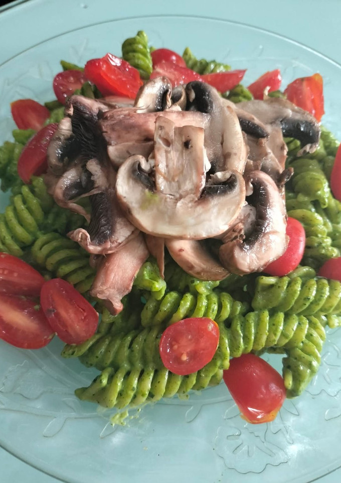 Una foto de Fusilli con crema de espinaca