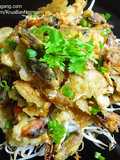 Crispy Mussel Pancake (Hoy Tod)