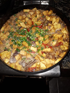 Una foto de Bifes de cuadril con crema y fritas (al disco)
