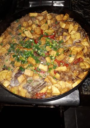 Una foto de Bifes de cuadril con crema y fritas (al disco)