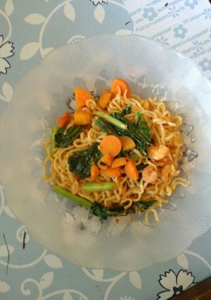 Foto resep Mie goreng sayur dan udang