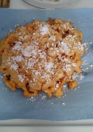 A picture of Easy funnel cake.