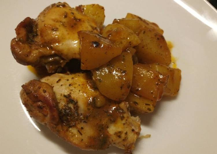 How to Prepare Super Quick Homemade Garlic, herbs and paprika chicken roast