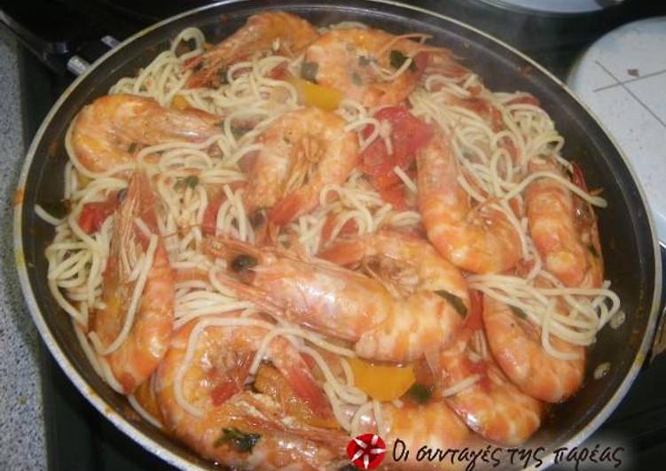 Recipe of Homemade Efi&#39;s shrimp pasta