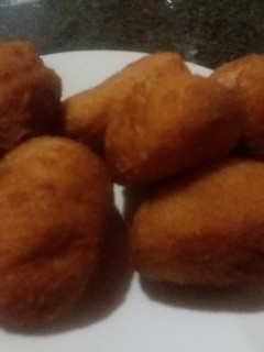 A picture of Magwinya (fat cakes).