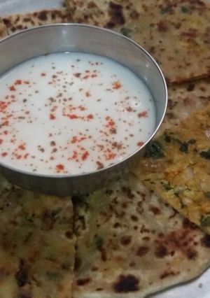 गोभी का मजेदार पराठा(gobi ka mazedar paratha recipe in hindi) रेसिपी मुख्य फोटो