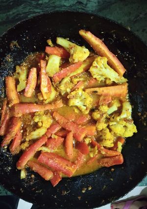 A picture of Khatta meetha aachar(seasonal).