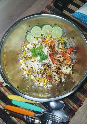 Foto resep Salad Garlic lime shrimp 🦐 and Corn 🌽