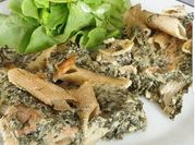 Une photo de penne saumon