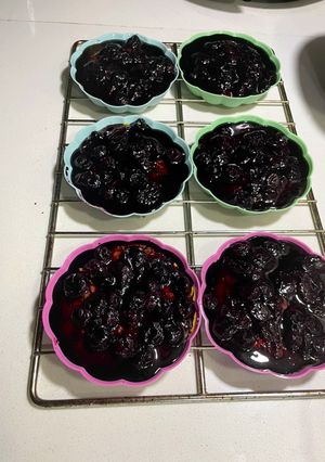 Una foto de Postre facil barato y delicioso para fin de año 👌🏻