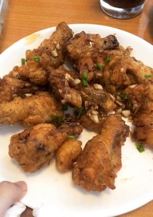 รูปของ ไก่ทอดกรอบ สูตรสำหรับคนไม่มีโคชูจัง ใช้ฝาเขียวแทน ช่วงกักตัว