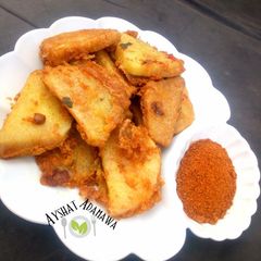 A picture of Crispy yam and egg.