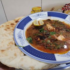 A picture of Nihari Naan👌.