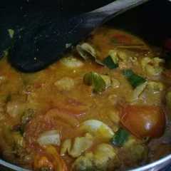 A picture of Tongseng ayam.
