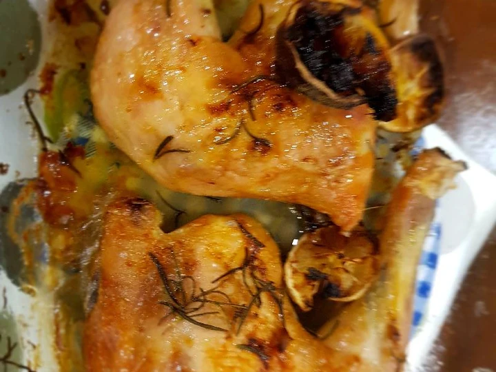 Simple Way Prepare Recipe Roast chicken with Lemon and Rosemary that is Really Delicious, Appealing}