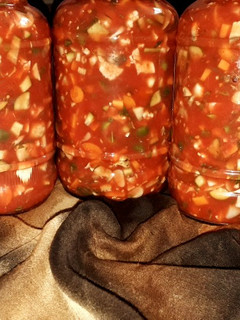 عکسی از دستور ترشی آب گوجه🍅