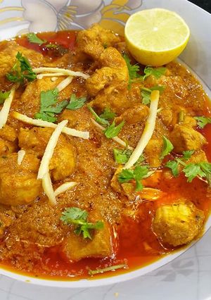 A picture of Chicken Handi.