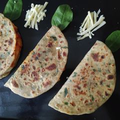 A picture of Spinach Cottage Cheese Quesadilla 🌮.