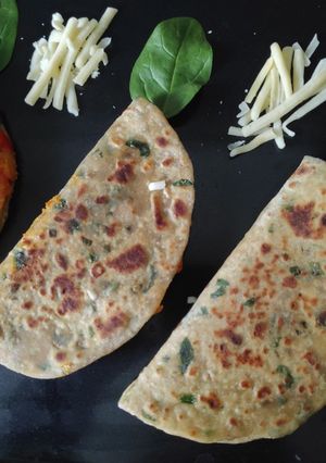 A picture of Spinach Cottage Cheese Quesadilla 🌮.
