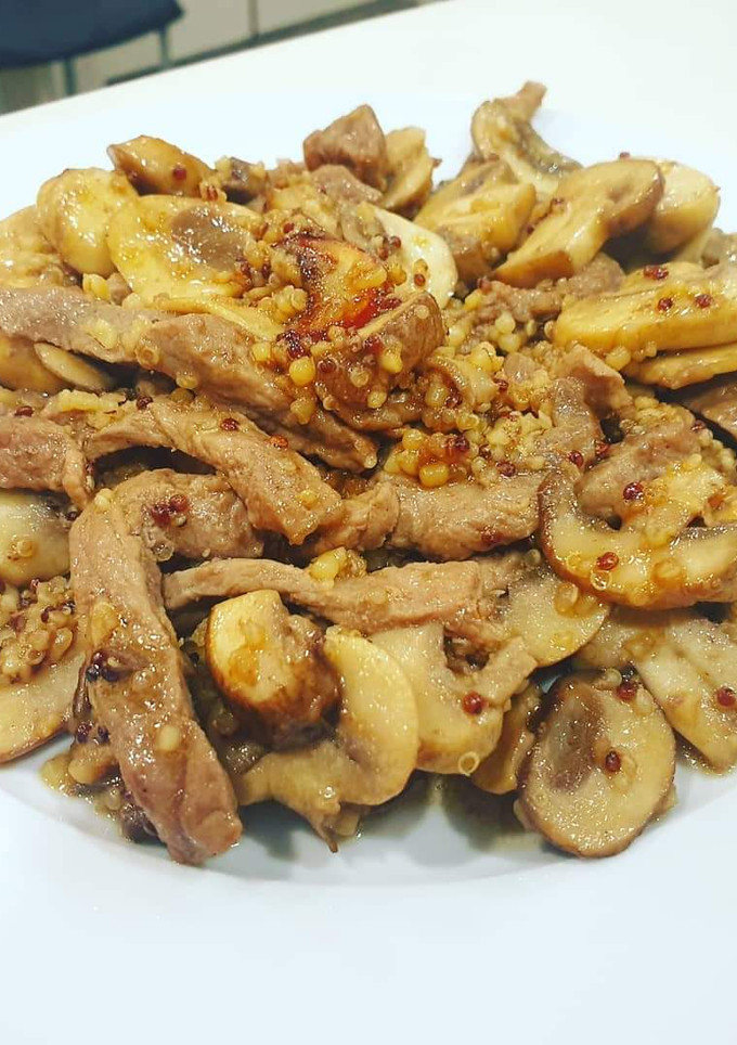 Una foto de Quinoa con ternera