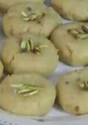 दूध के पेड़े (Doodh ke Peda Recipe in Hindi) रेसिपी मुख्य फोटो