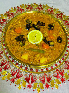 صورة لوصفة عدس بالباذنجان