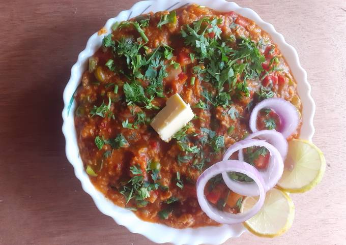 Masala Oats Mumbai Pav bhaji style