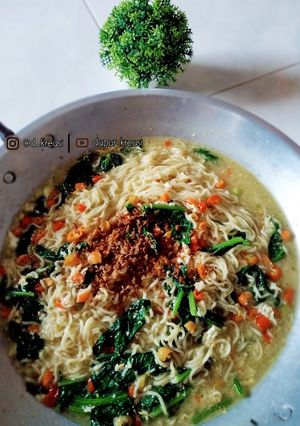 Foto resep Resep Indomie Kuah Ayam Bawang Super Pedas