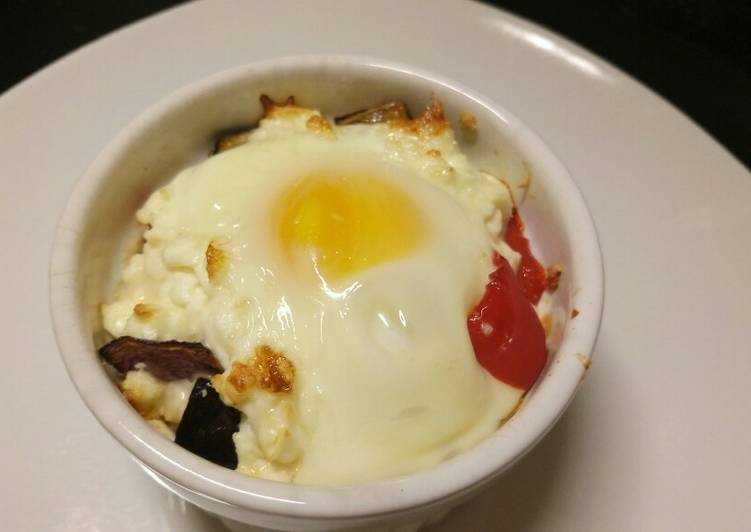 Steps to Make Ultimate Veg and feta egg pot