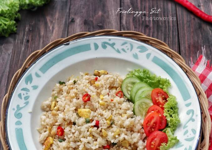 Nasi Goreng Ikan Asin Jambal 😋😋😋