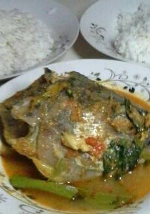 Foto resep Sup kepala ikan asam pedas^^