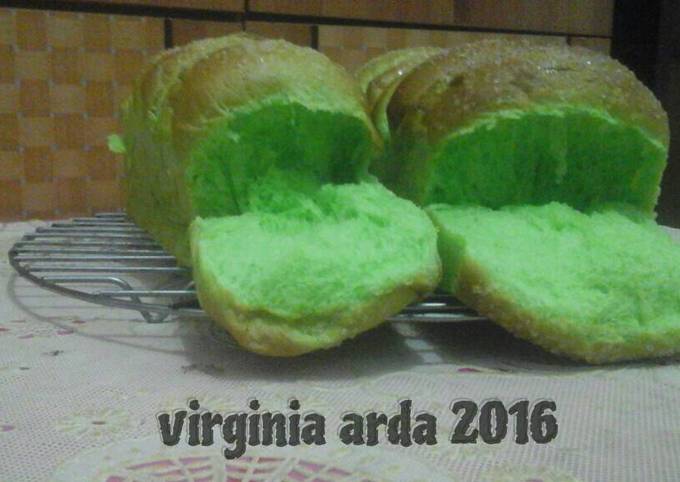 Resep Killer Pandan Soft Bread Oleh Virginia Arda Cookpad