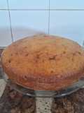 Torta esponjosa de limón y huevo de avestruz