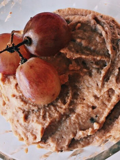 Una foto de Hummus de remolacha 🍂