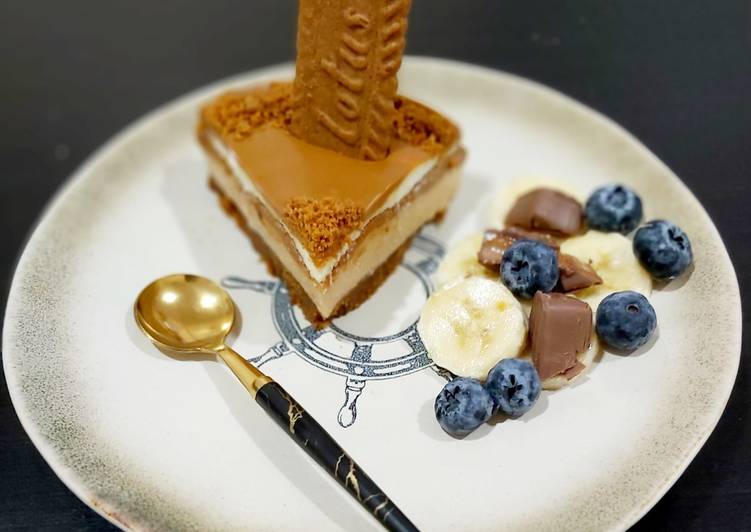 Simple Way to Cook Quick Lotus biscoff cheesecake (no bake)