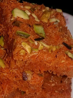 वर्मिसेली बर्फी (vermicelli barfi recipe in Hindi) रेसिपी मुख्य फोटो