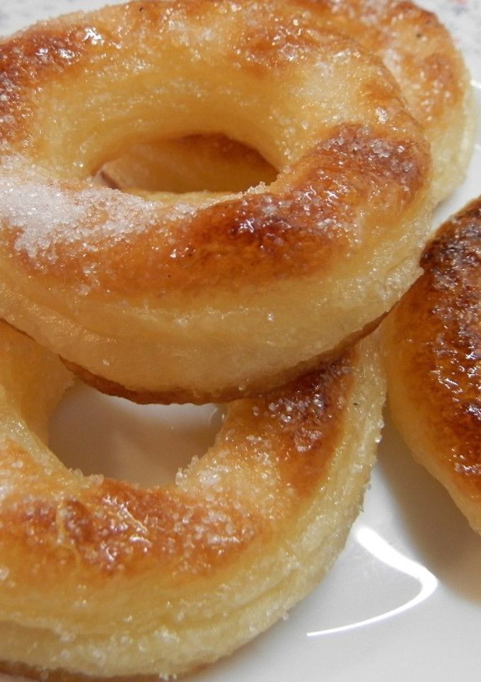 Una foto de Rosquillas de hojaldre y azúcar