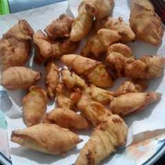 Foto resep 🍌Pisang molen abaikan bentuknya yang penting rasanya 😋