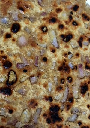 A picture of Onion paratha.