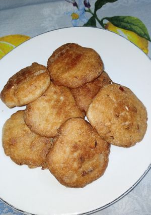 A picture of Fried Cookies.