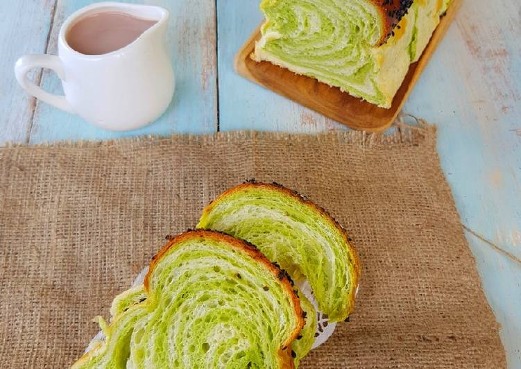Cara Gampang Menyiapkan Swirl Matcha Bread Anti Gagal