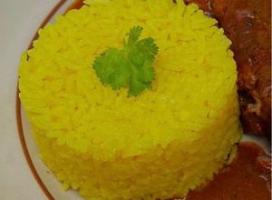 Una foto de Arroz con cúrcuma