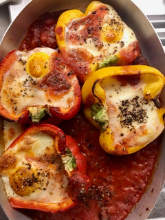 Une photo de Poivrons farcis à la Mozzarella et à l'Œuf