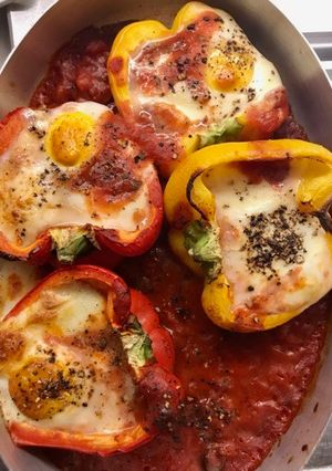Une photo de Poivrons farcis à la Mozzarella et à l'Œuf